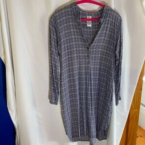 Balizen women’s tunic, size small